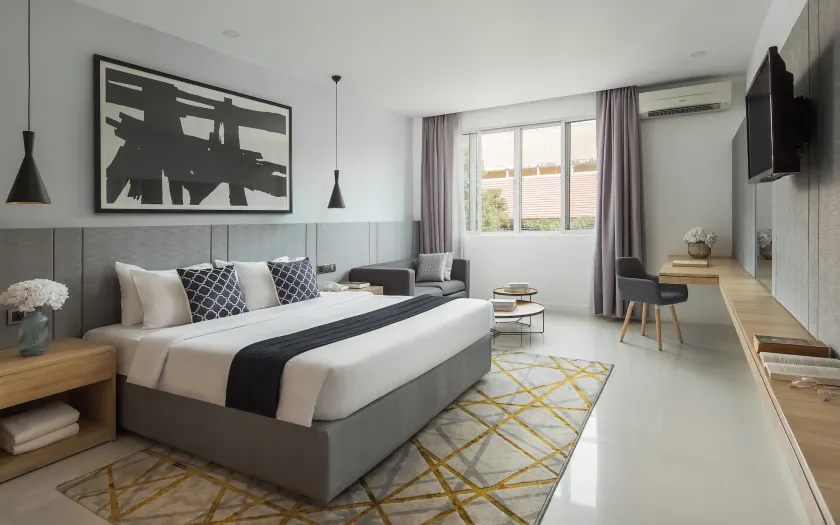 Altos Hotel - Image 1