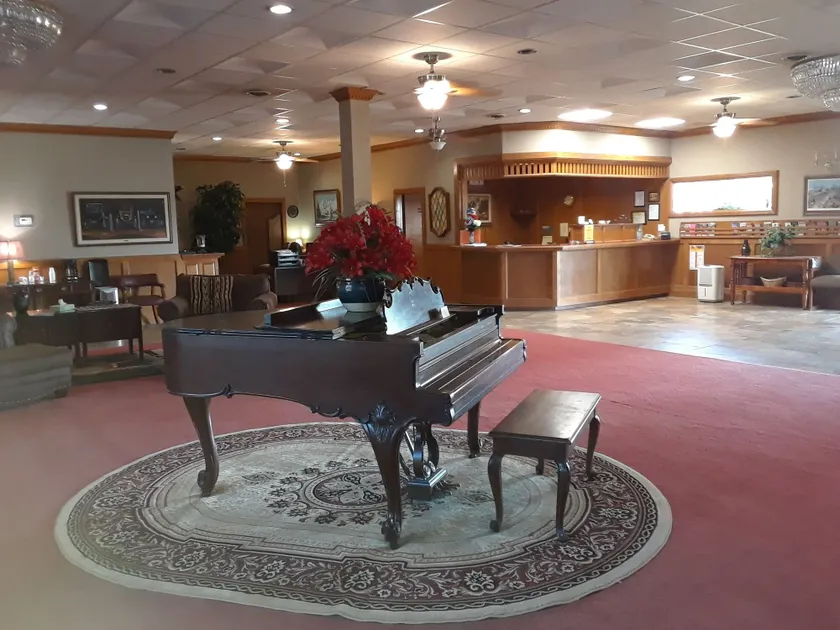 Cedar Glade Resort - Lobby