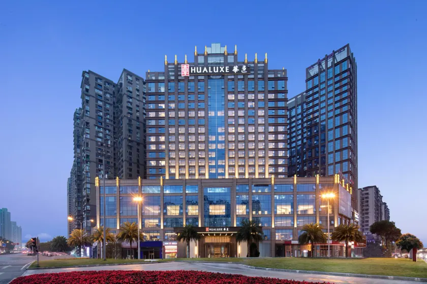 Hualuxe Leshan, an IHG Hotel - Image 1