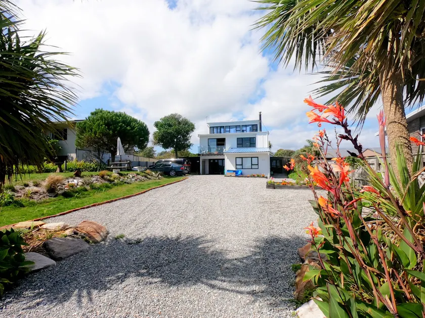 Carters Beach Seaside Accommodation - Image 1