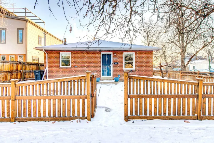 Pet-friendly Denver Home: Walk to Restaurants - Image 1