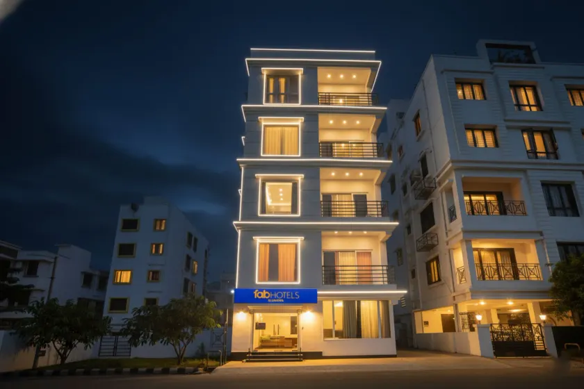 FabHotel Eleanora Inn - New Town - Image 1