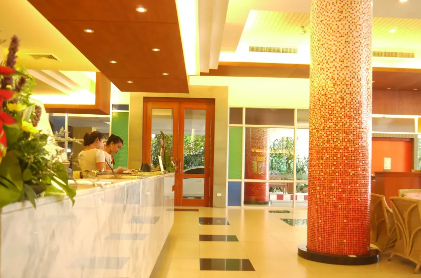 Long Beach Cha-Am Hotel - Réception