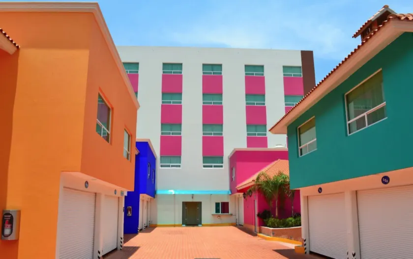 Hotel & Villas Panamá - Image 1