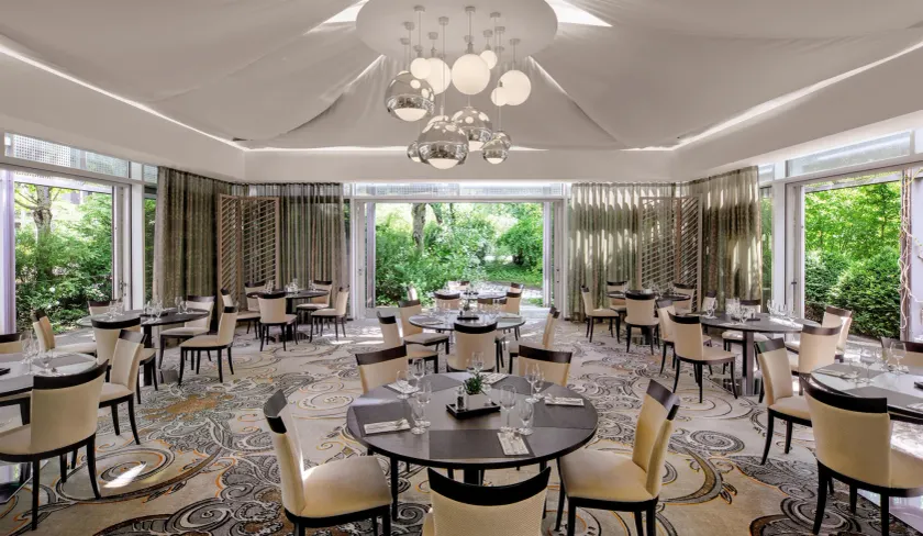 Hilton Munich Park - Image 1