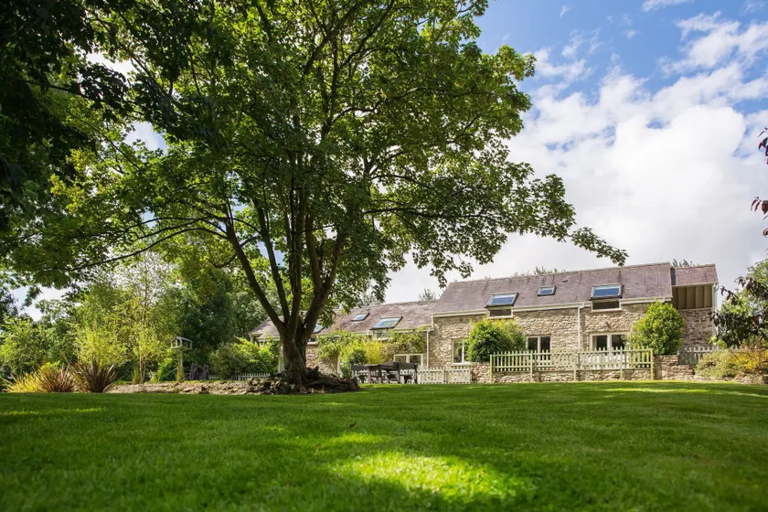 Penbontbren Luxury Bed and Breakfast - Image 1