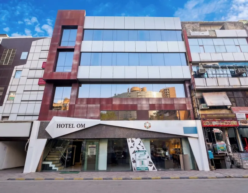 Hotel om international  - Image 1