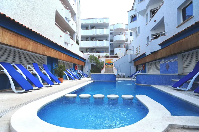 Apartamentos Empuriabrava Maurici Park - Image 1