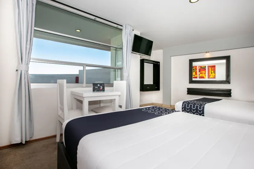 HOTEL EURO CONFORT - Image 1