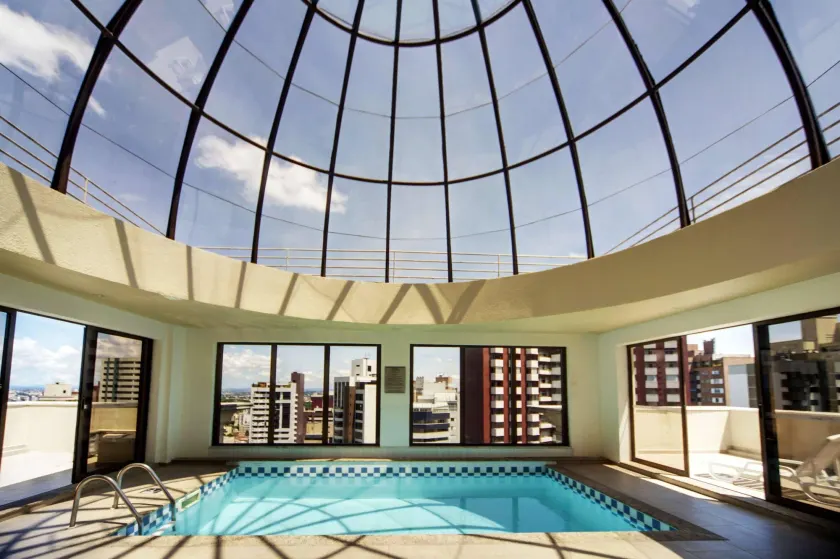 Radisson Hotel Curitiba - Image 1