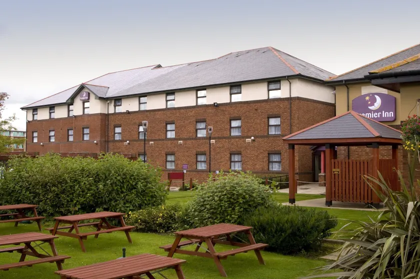 Premier Inn Livingston - M8 Jct3 - Image 1