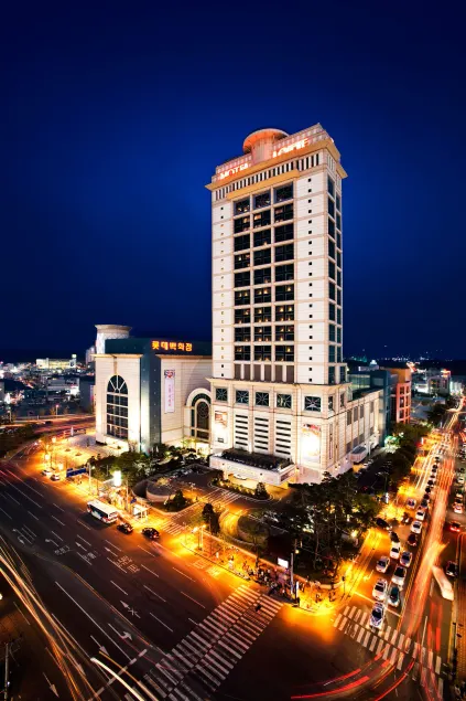 Lotte Hotel Ulsan - Image 1