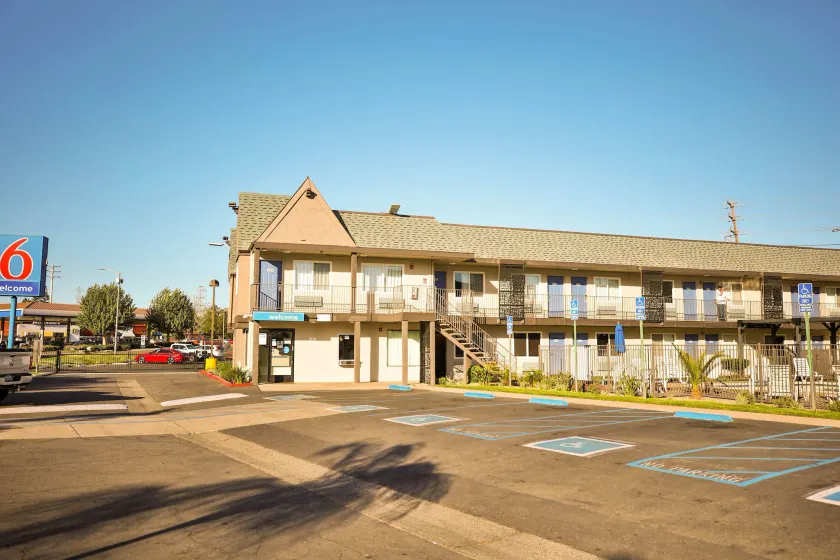 Motel 6-Sacramento, CA - Central - Image 1