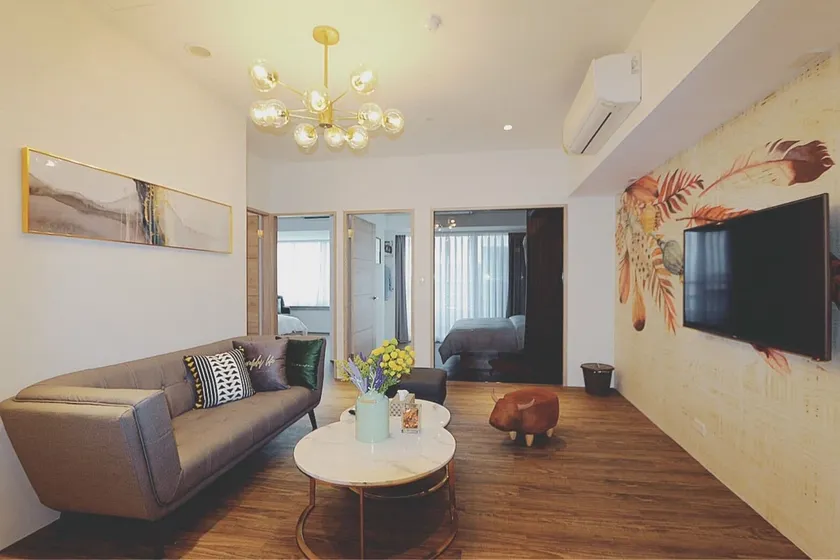 Sunshine Apartment - Image 1