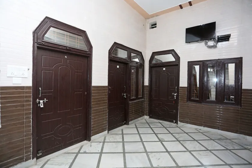 SPOT ON Hotel Doon Sabri - Lobby