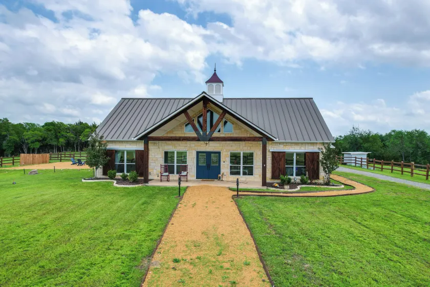 Farm Retreat w/ Furnished Patio: 12 Mi to Mckinney - Image 1