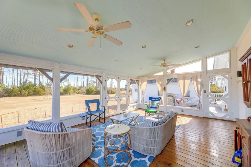 Crystal Coast Family Retreat < 1 Mi to Boat Ramp! - Image 1