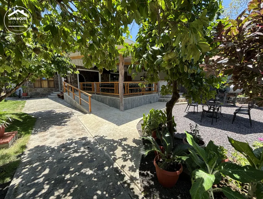 Lava House Hostal - Image 1