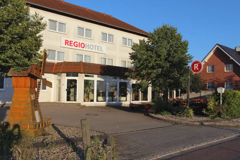 REGIOHOTEL Halle Leipzig Airport - Image 1