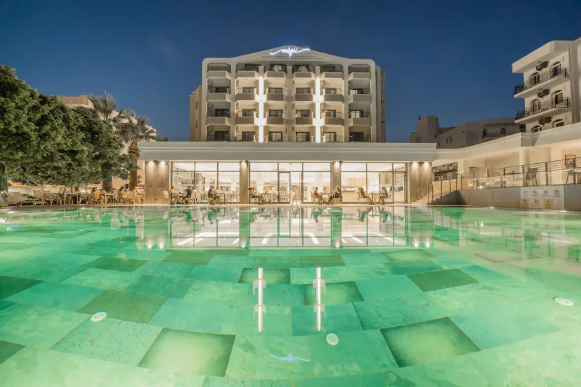 Premier Nergis Beach & SPA - Image 1