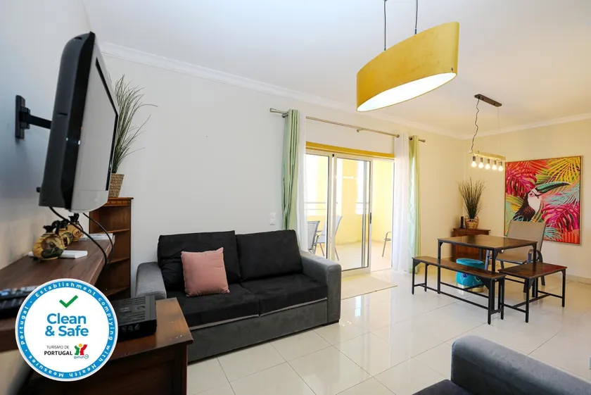 C7 - 3 Bed Luxury Penthause by DreamAlgarve - Image 1
