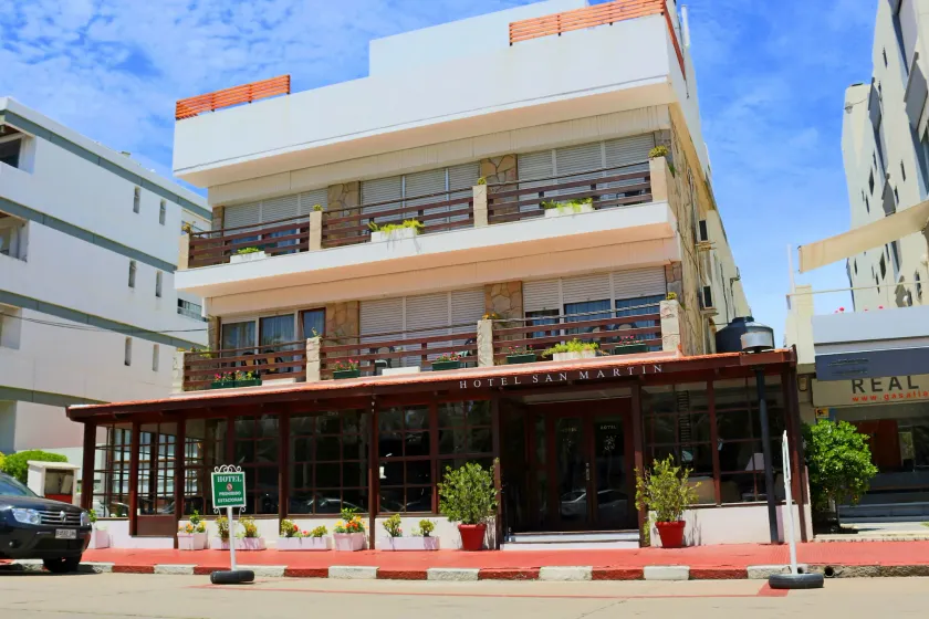 Hotel San Martin - Image 1