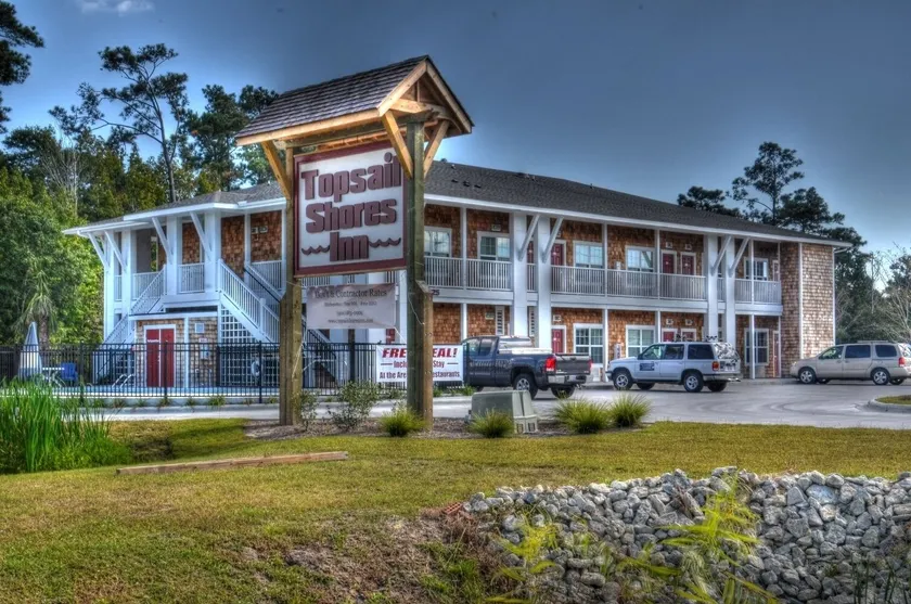 Topsail Shores Inn - Image 1