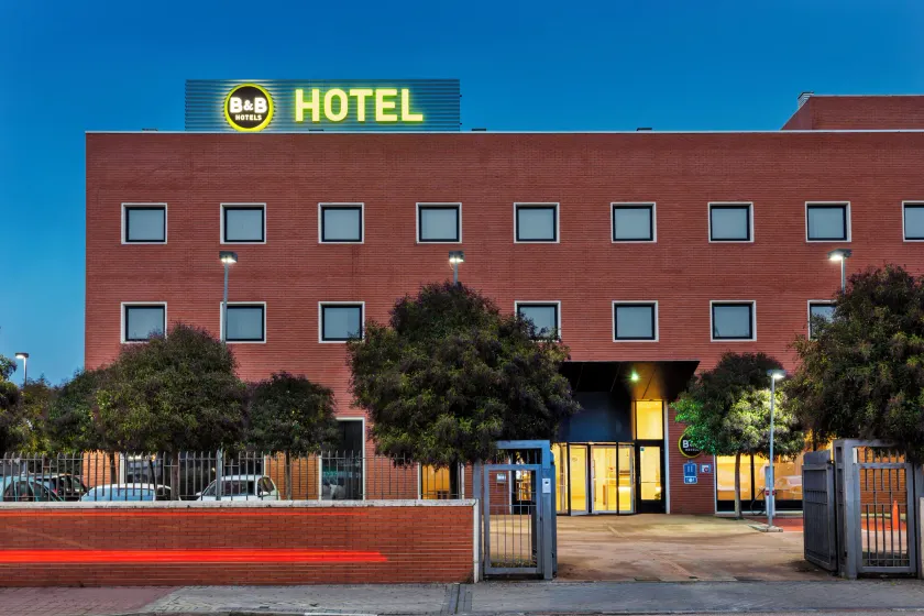 B&B HOTEL Madrid Arganda - Image 1