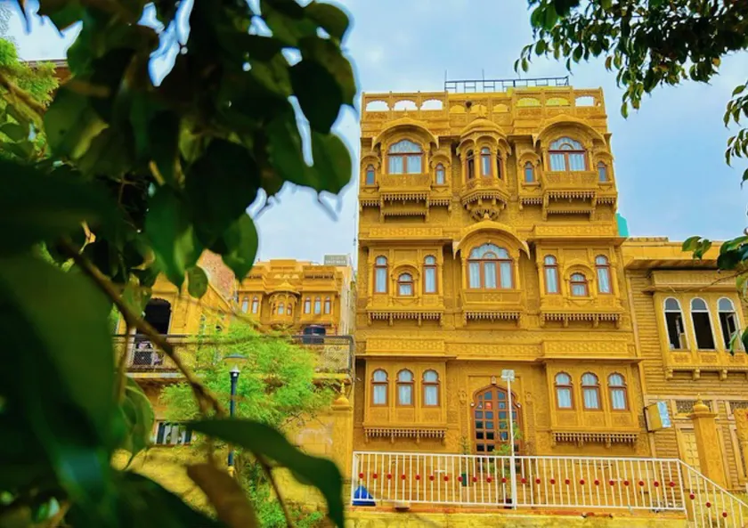 Golden Marigold Hotel - Image 1
