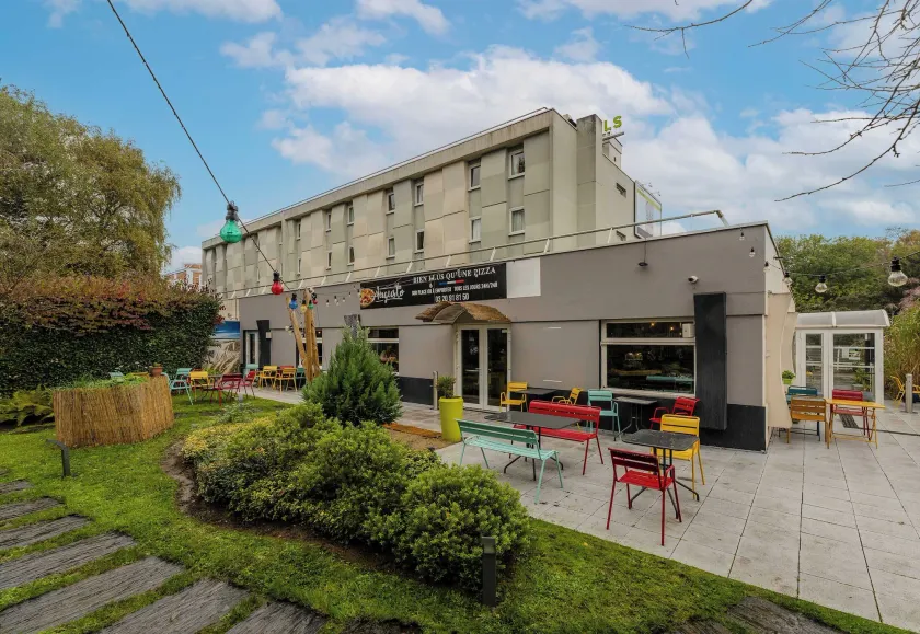 ibis Lille Villeneuve d'Ascq Grand Stade - Image 1