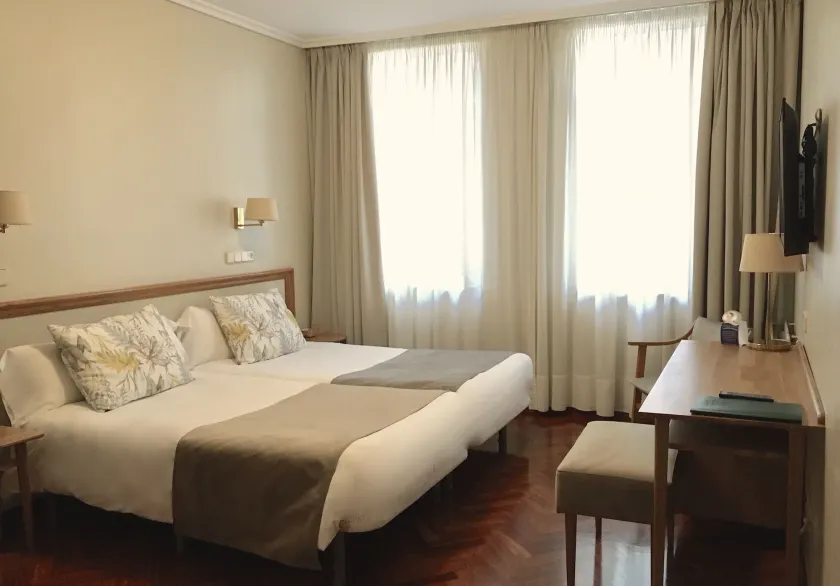 Hotel Crunia I A Coruña - Image 1
