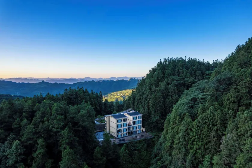 Huagu Jianzhu Guesthouse (Zhangjiajie National Forest Park Branch) - Image 1