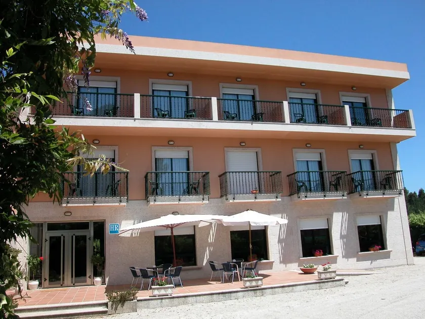 Hotel Cachada - Image 1