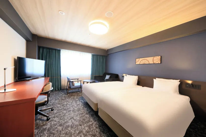 Richmond Hotel Yokohama-Bashamichi - Image 1