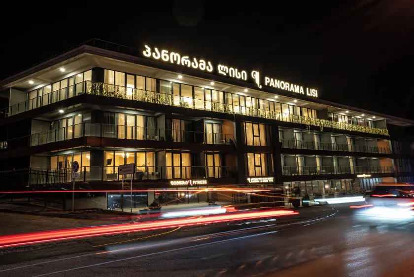 Panorama Lisi Grand Hotel - Image 1