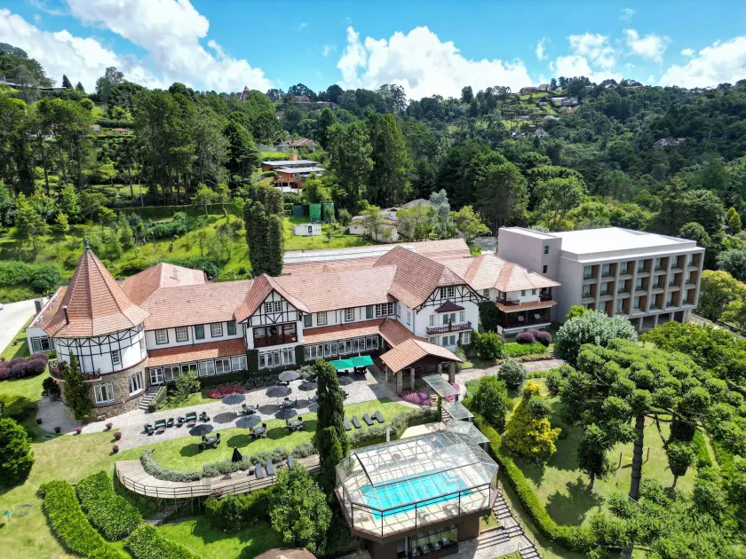 Hotel Vila Inglesa - Image 1
