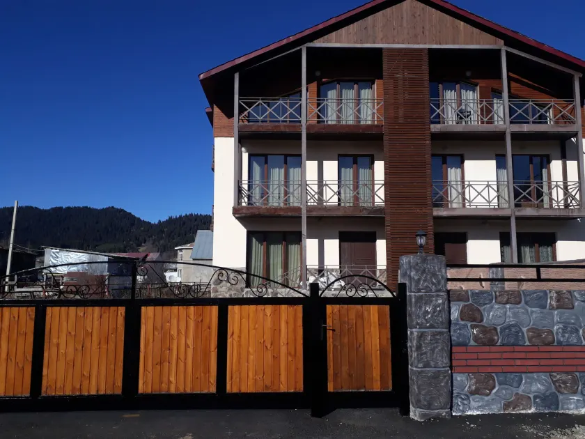 Villa Bakuriani - Image 1