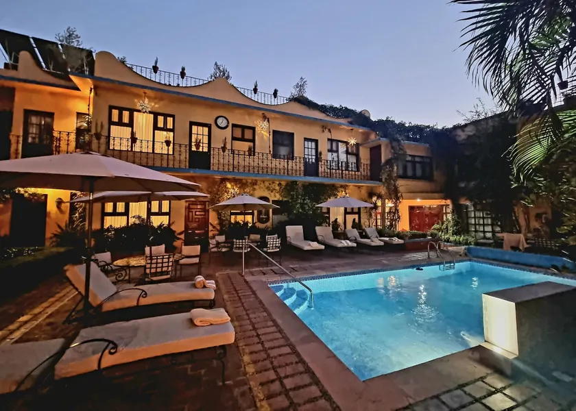 Hacienda de las Flores - Image 1
