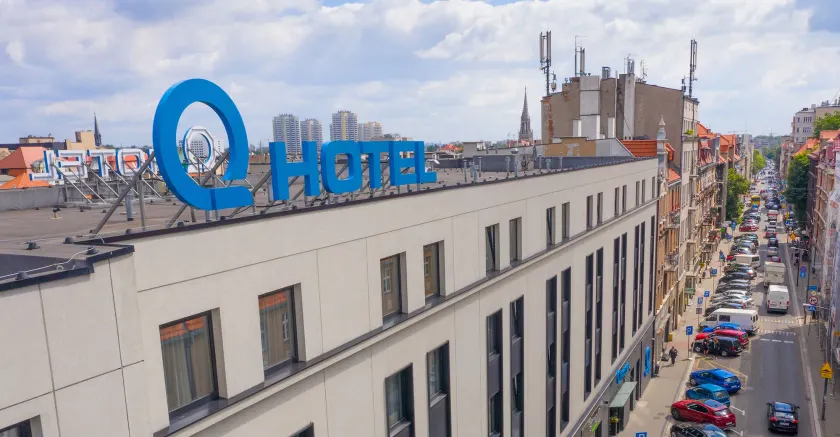 Q Hotel Plus Katowice - Image 1