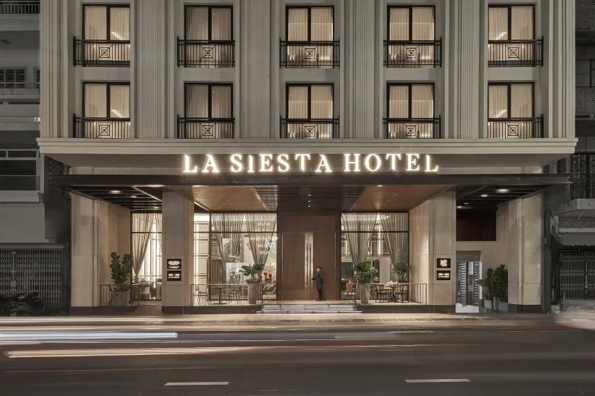La Siesta Premium Saigon - Image 1