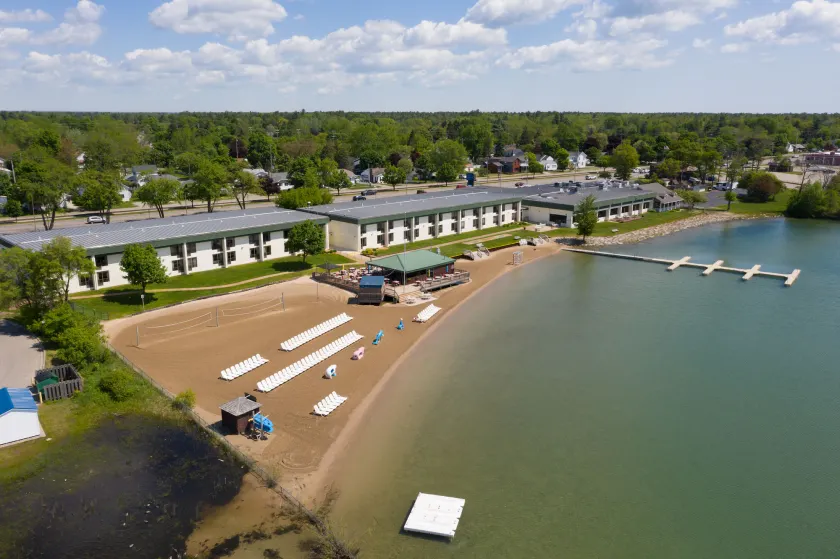 Tawas Bay Beach Resort & Conference Center - Image 1
