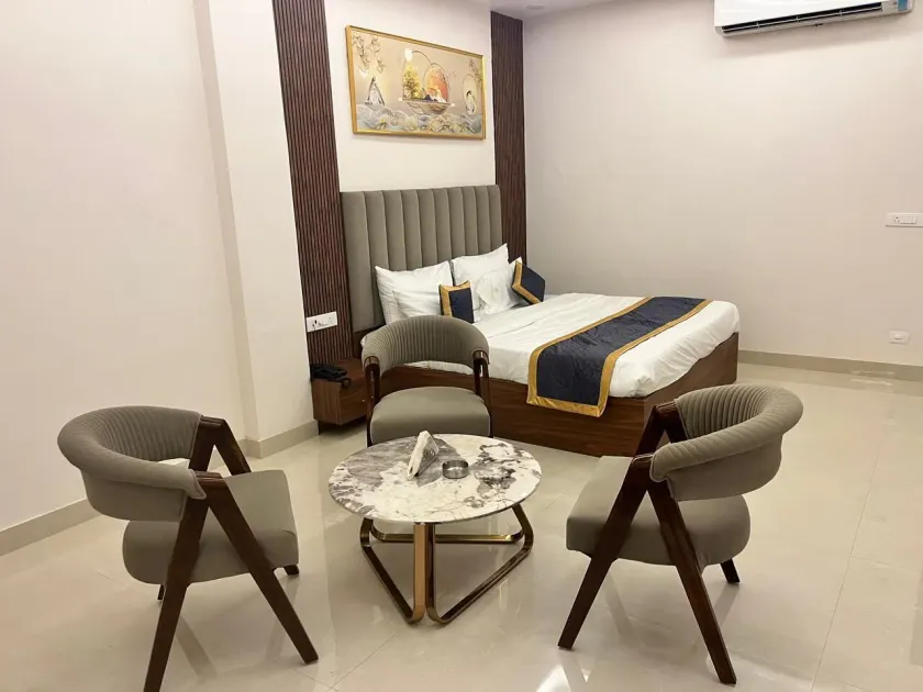 Hotel Sun Flowers - Room