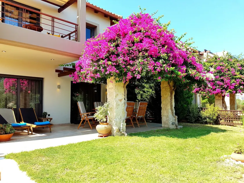 Villa Xenny - Image 1