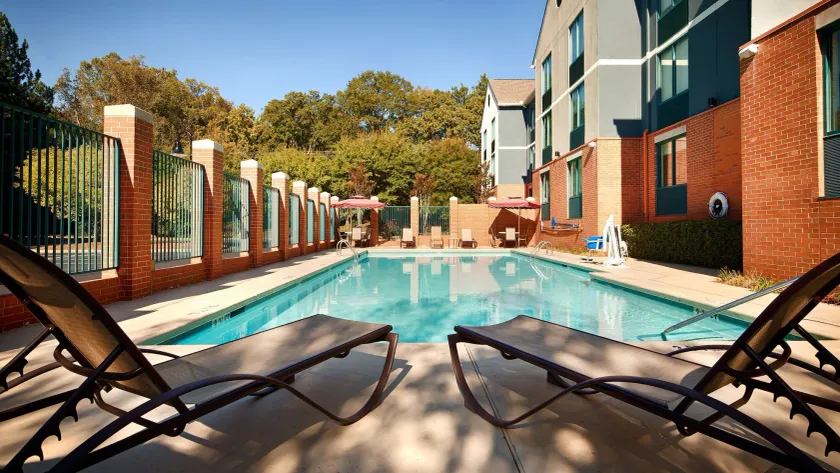 Best Western Plus Roswell / Alpharetta - Image 1