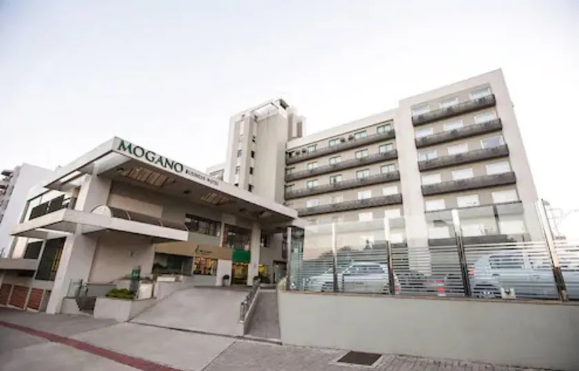 Mogano Business Hotel- ELETROPOSTO - Image 1