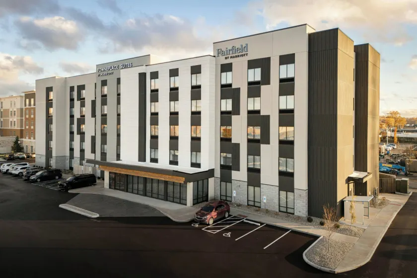 Fairfield by Marriott Inn & Suites Cincinnati Oakley - Image 1