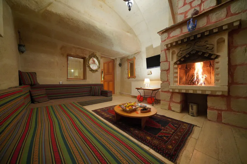 Fosil Cave Hotel - Image 1