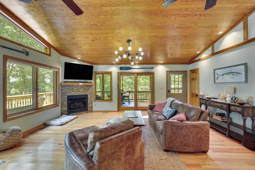 Riverfront Home w/ Dock & Game Room in Lancaster! - Image 1