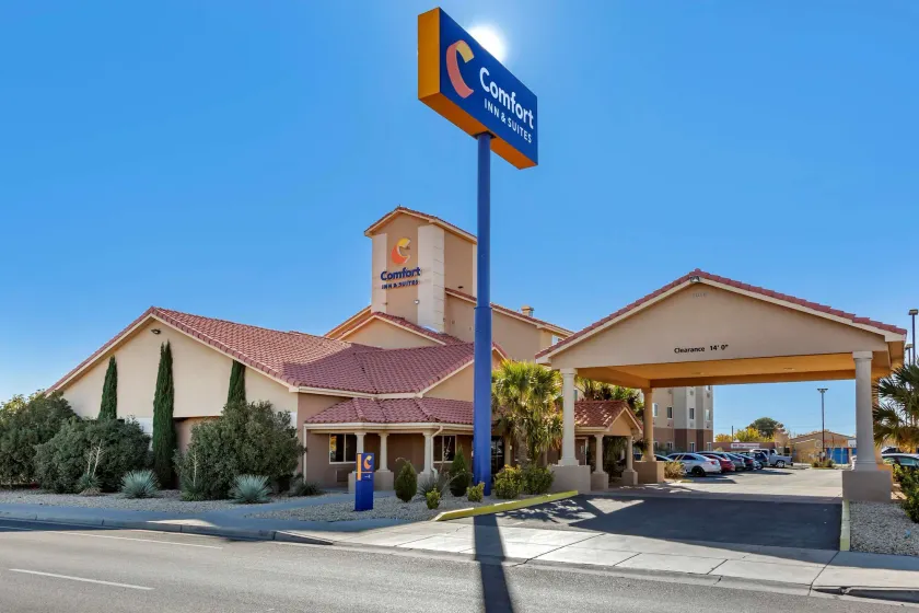 Comfort Inn & Suites Deming - Image 1