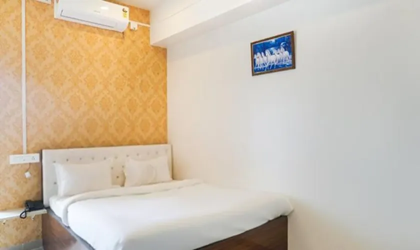 Fabhotel Nitya Executive - Image 1